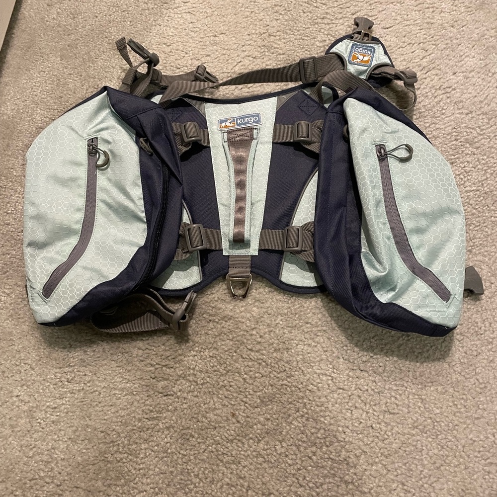 Dog hiking pack
